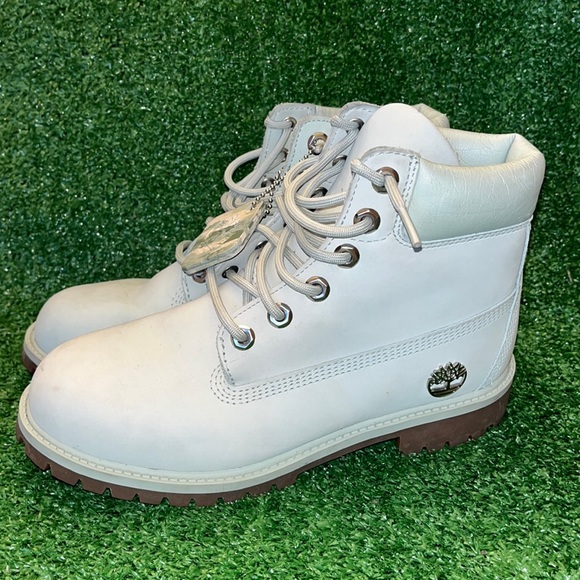 Rare Timberland Women's Mint Green Premium Boots - Picture 1 of 8